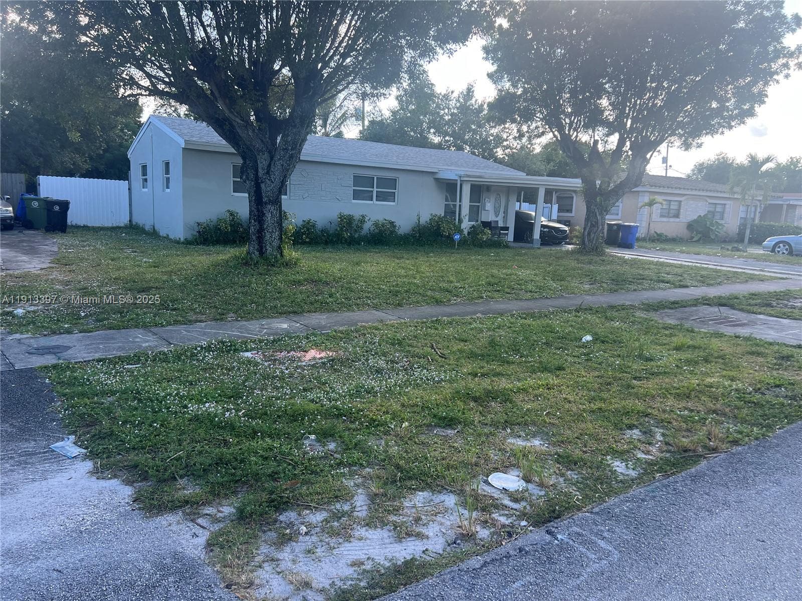 1116 Arizona Ave photo 2