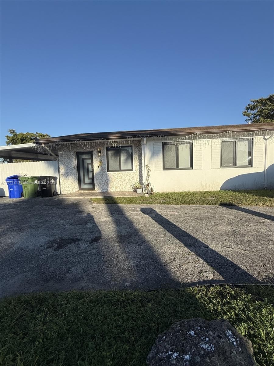 3098 NW 20th Ct #0 photo 22