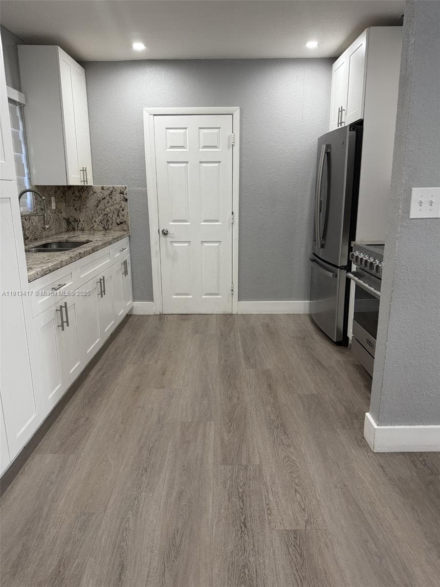 3098 NW 20th Ct #0 photo 4