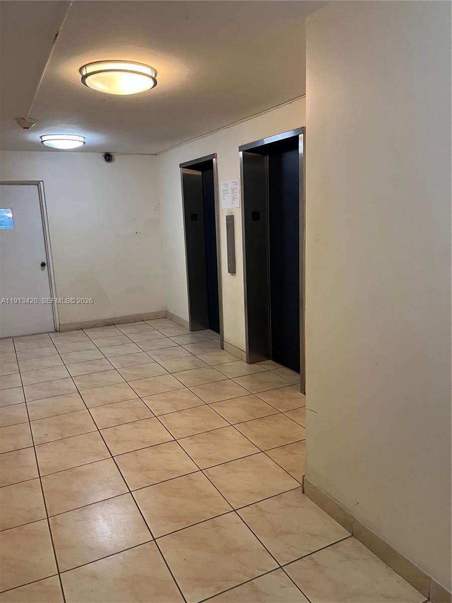 HARDING HALL CONDOMINIUM · #305 in Miami Beach - Photo 13