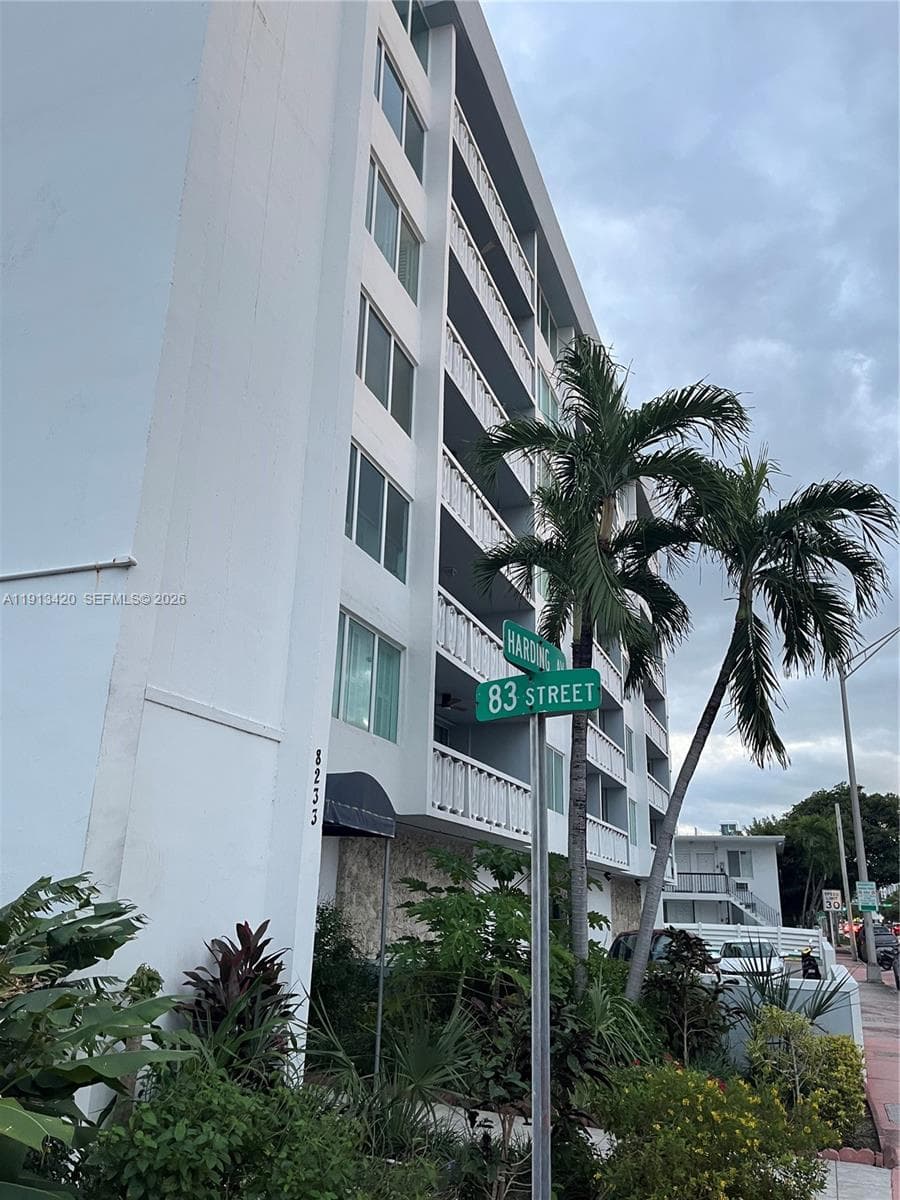 HARDING HALL CONDOMINIUM · #305 in Miami Beach - Photo 5