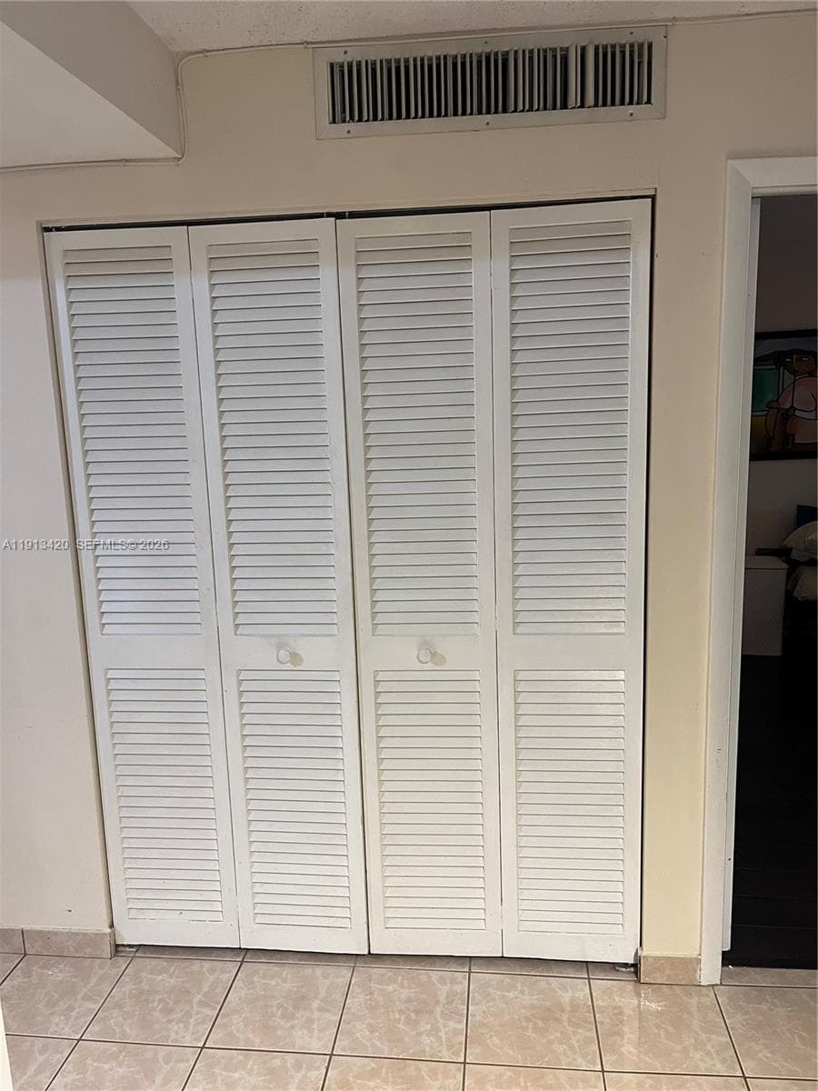 HARDING HALL CONDOMINIUM · #305 in Miami Beach - Photo 19