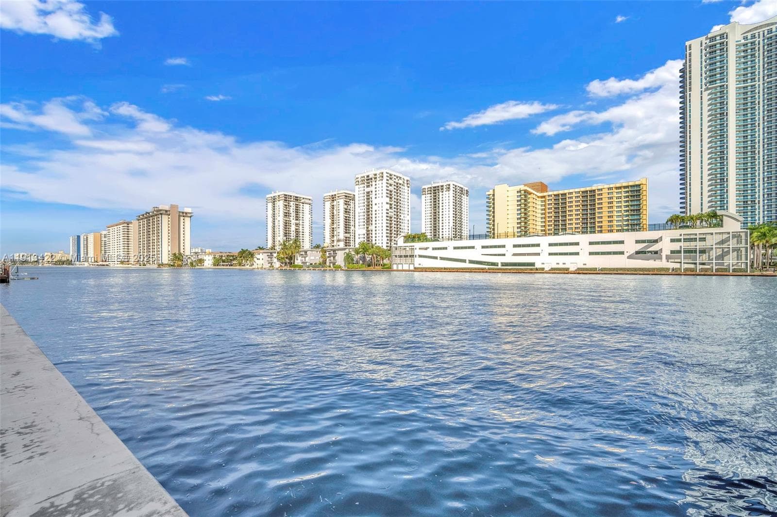 OCEANVIEW PARK CONDO · #229 in Hallandale Beach - Photo 32