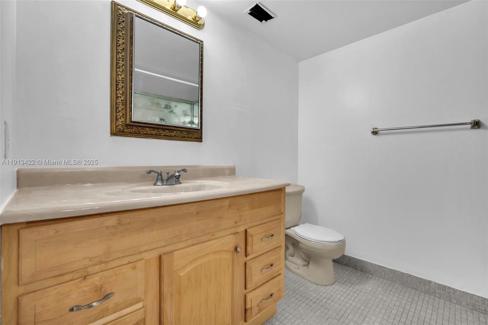 OCEANVIEW PARK CONDO · #229 in Hallandale Beach - Photo 20