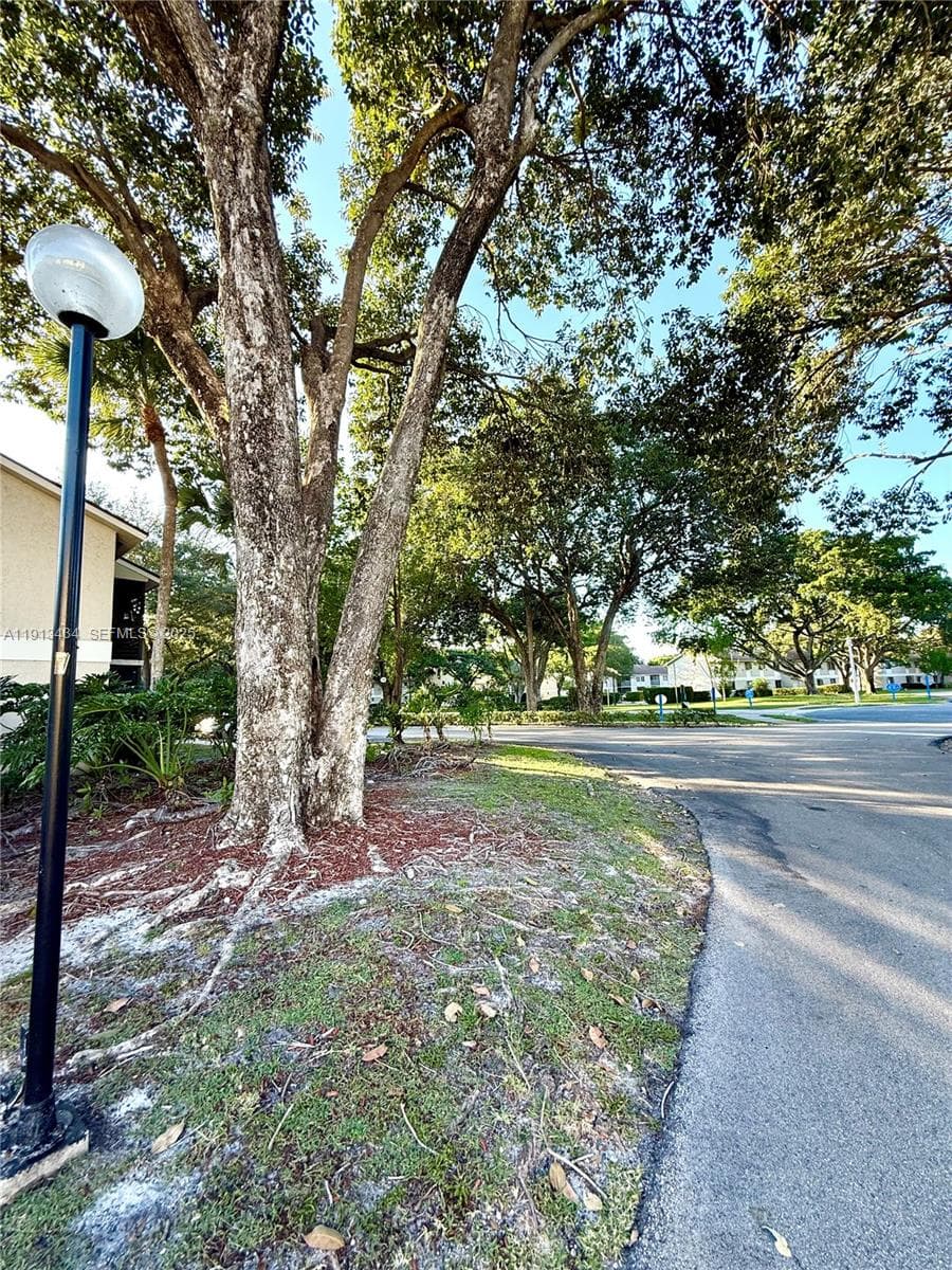 GARDENS NORTH SIX CONDO · #203 in Pompano Beach - Photo 12