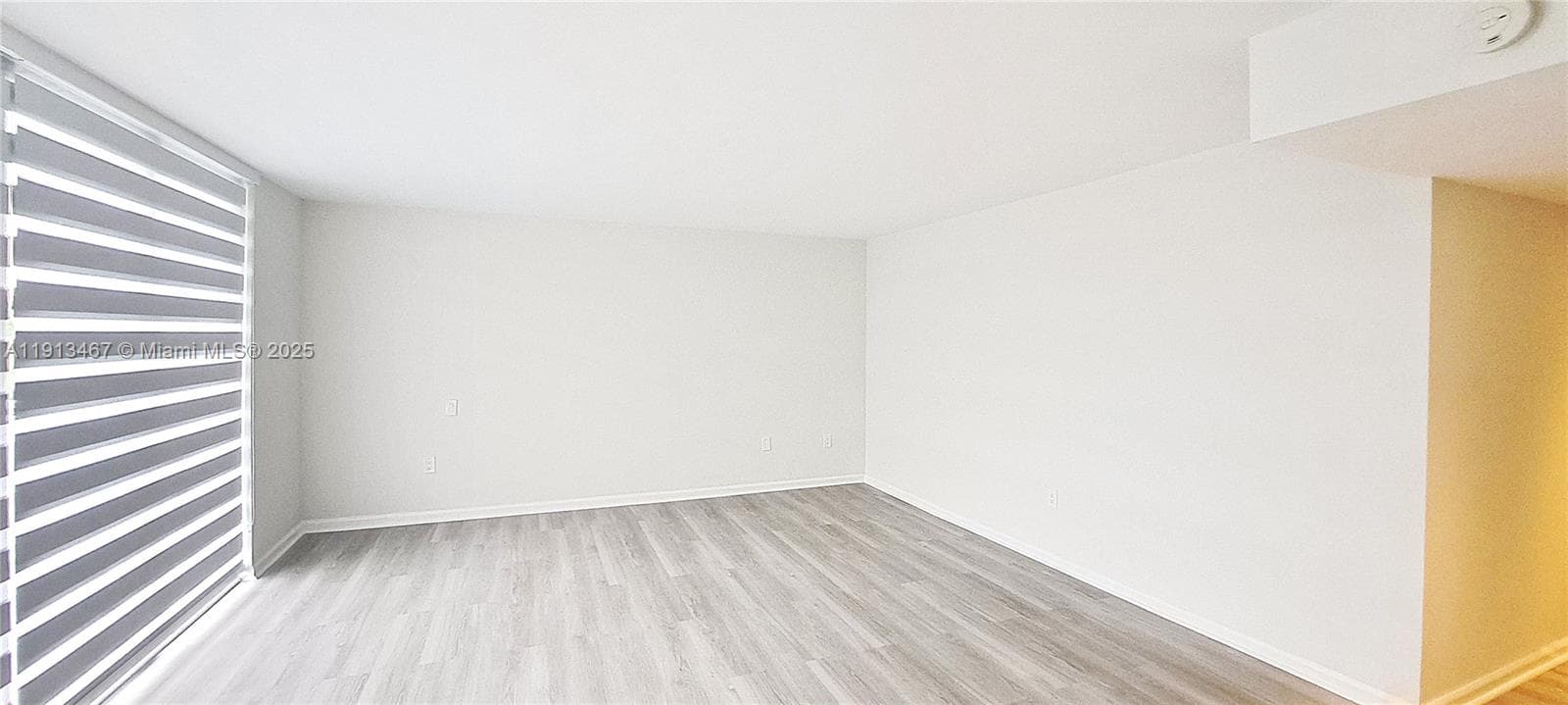 GOLDEN ISLES SEC C · #401 in Hallandale Beach - Photo 6