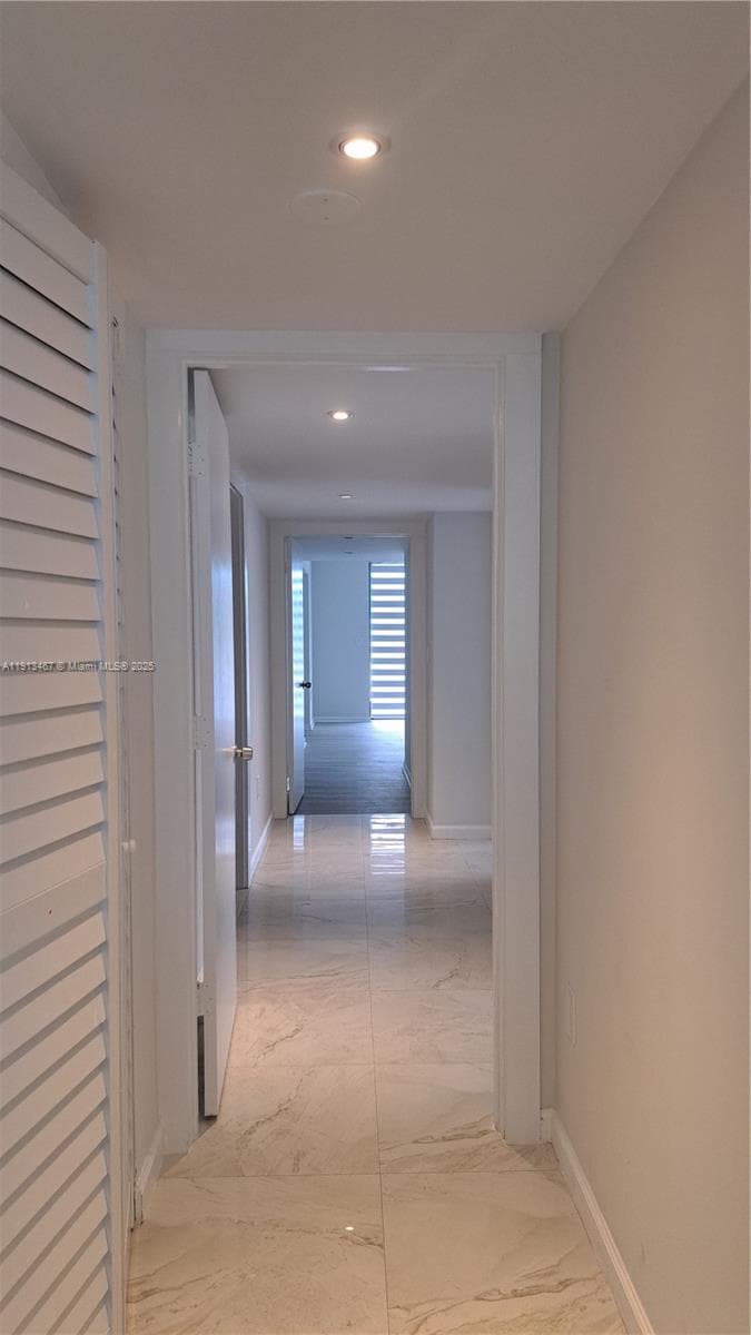 GOLDEN ISLES SEC C · #401 in Hallandale Beach - Photo 16