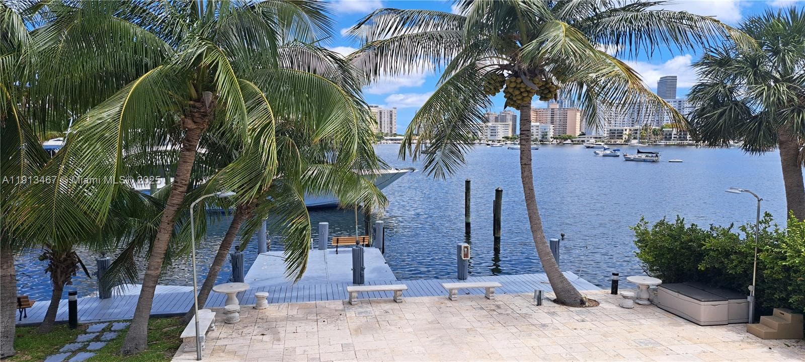 Boat Dock included.