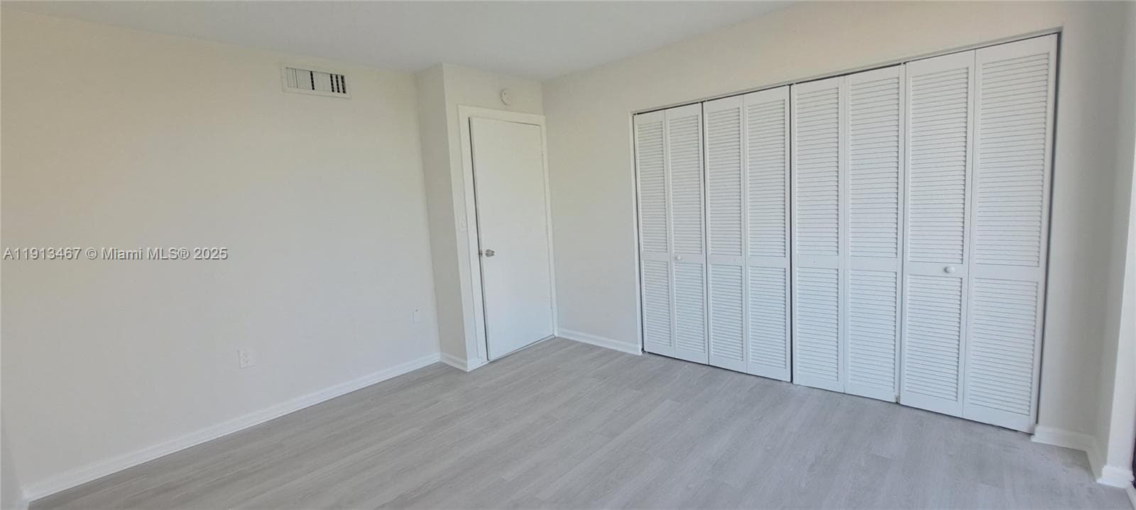 GOLDEN ISLES SEC C · #401 in Hallandale Beach - Photo 19