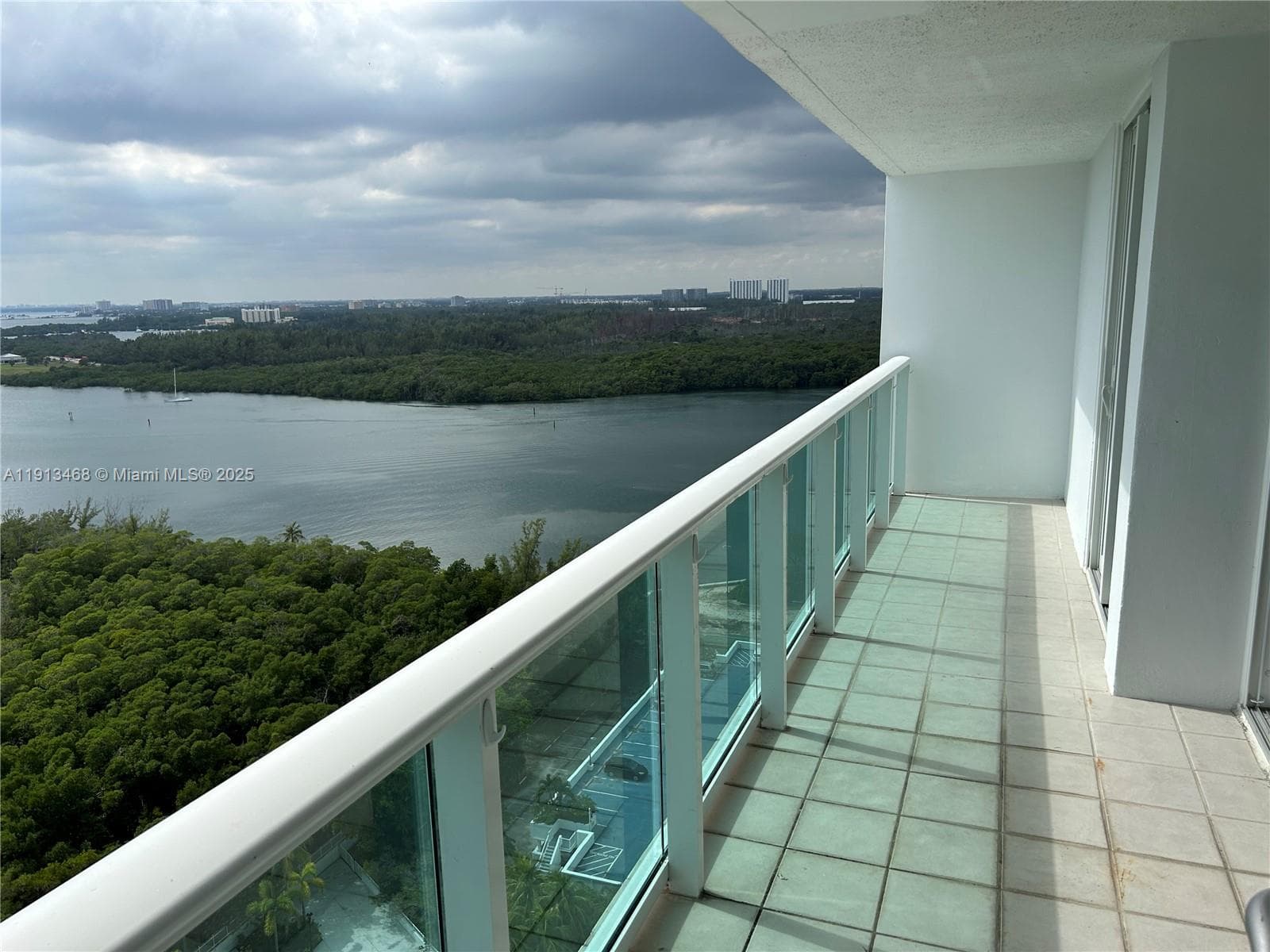 ARLEN HOUSE EAST CONDO · #2122 in Sunny Isles Beach - Photo 14