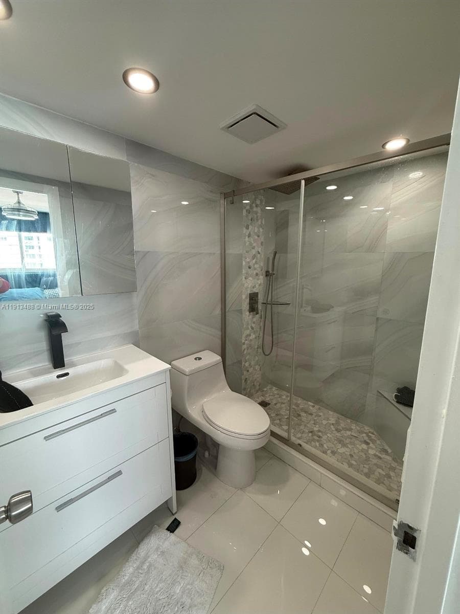 PORT ROYALE CONDO · #1503 in Miami Beach - Photo 6
