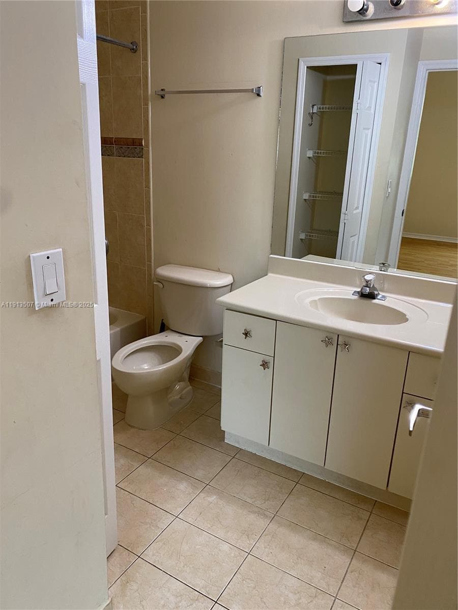THE COURTS AT DORAL ISLES · #332 in Doral - Photo 8