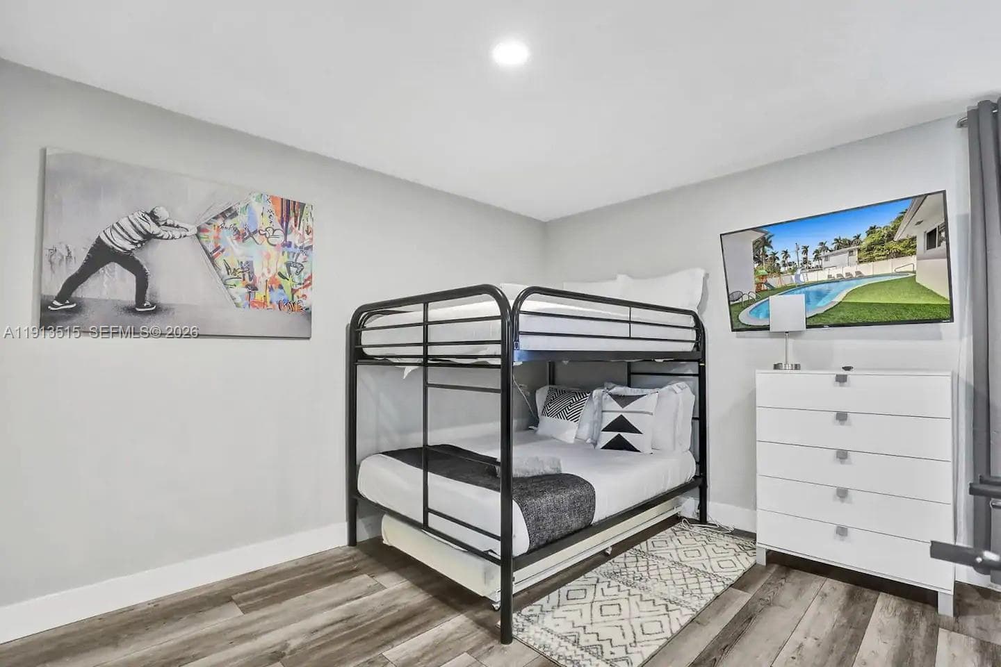 1241 Hollywood Blvd photo 43
