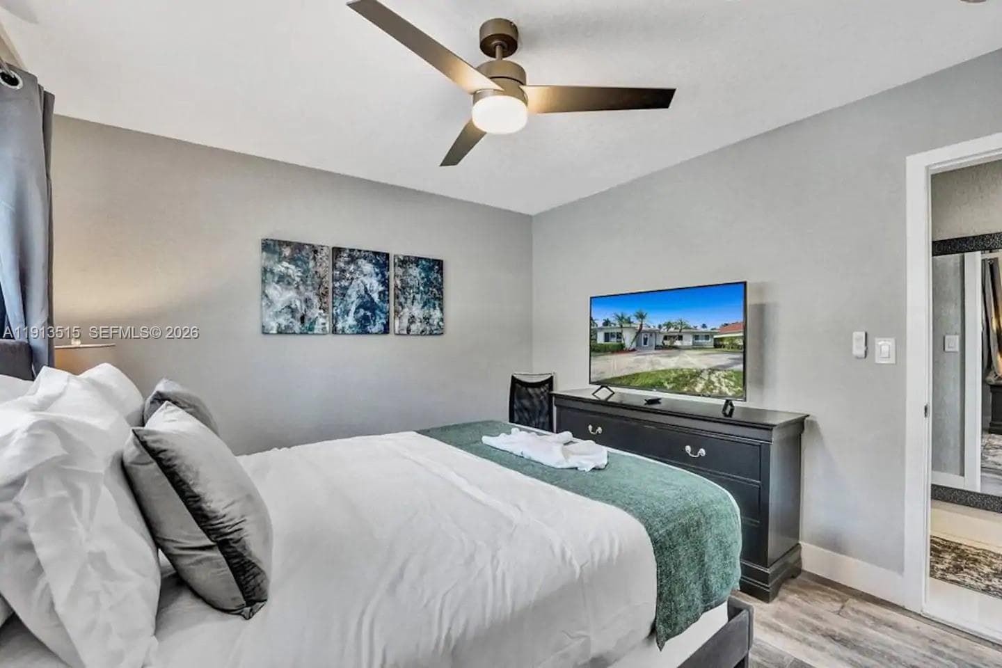 1241 Hollywood Blvd photo 31