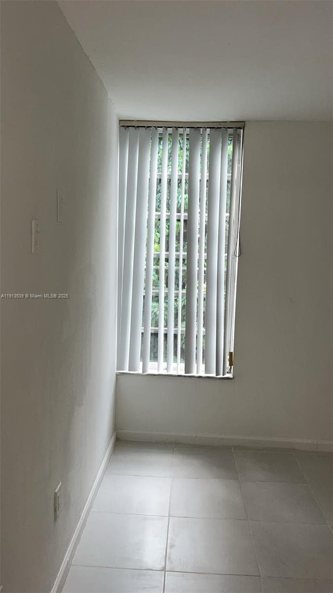 San Marcos · #403 in Miami - Photo 13