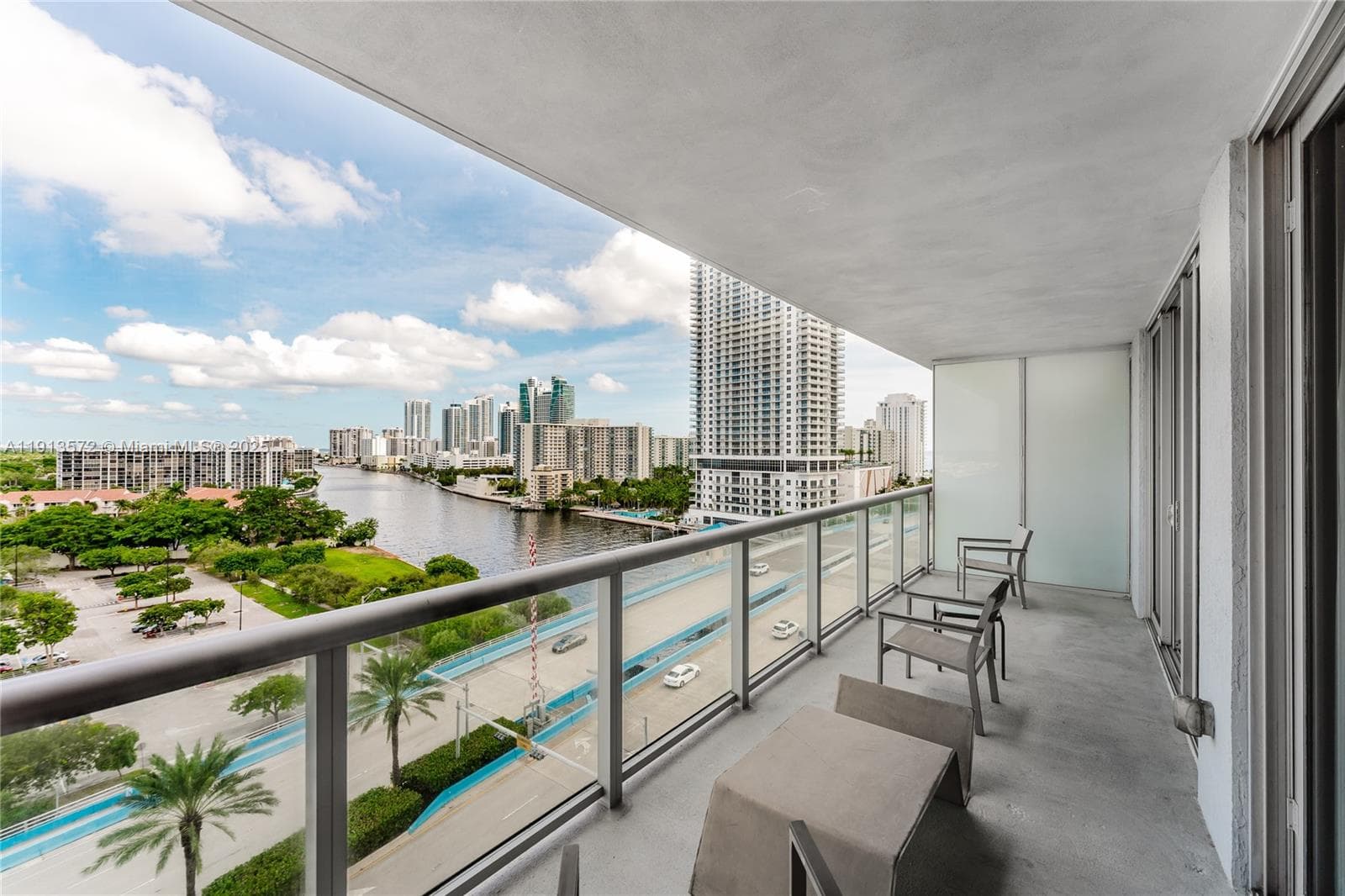 BEACHWALK · #R1206 in Hallandale Beach - Photo 31