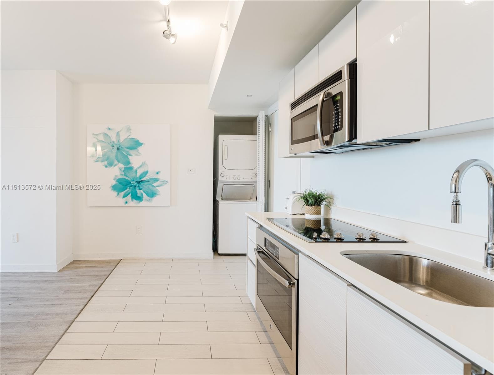 BEACHWALK · #R1206 in Hallandale Beach - Photo 25