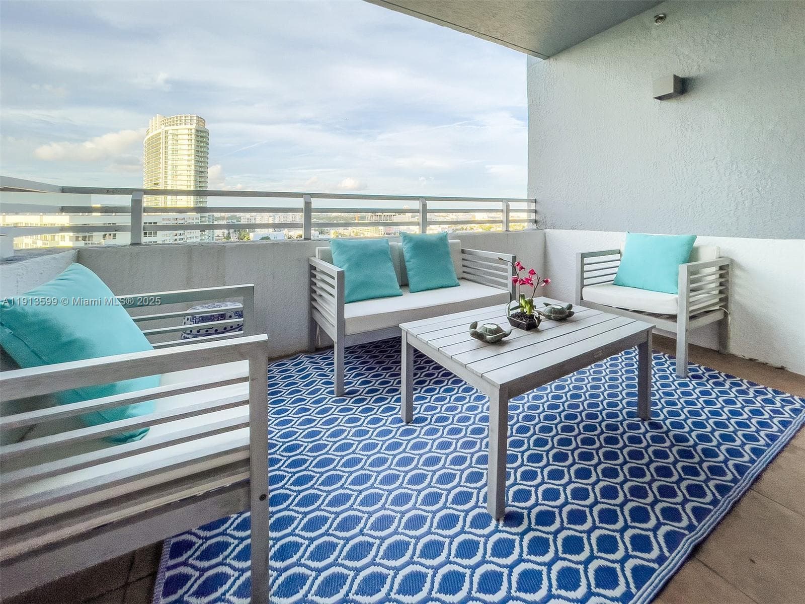 THE WAVERLY AT SOUTH BEACH · #1603 in Miami Beach - Photo 11