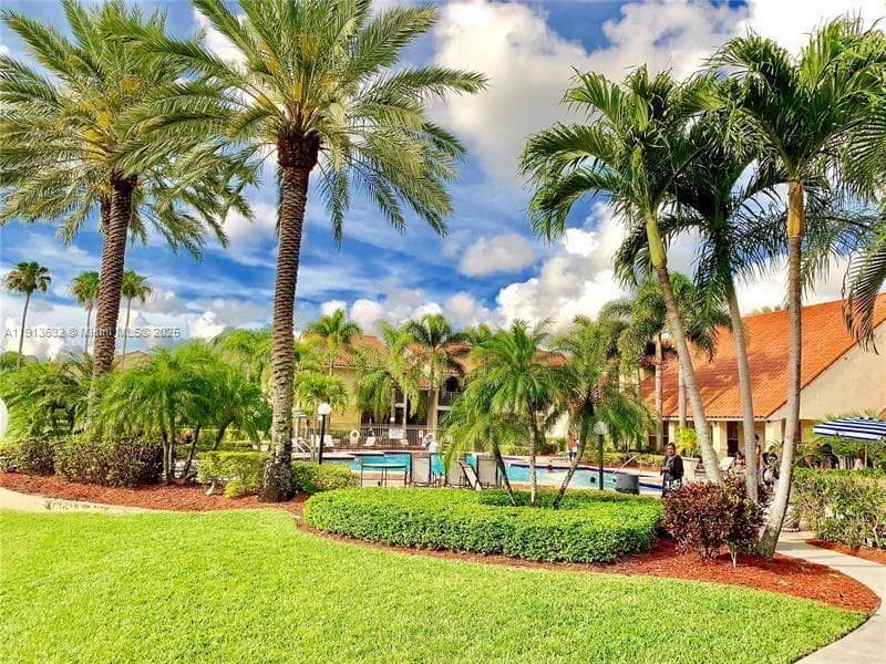 ROYAL POINCIANA CONDO · #1310 in Pompano Beach - Photo 1
