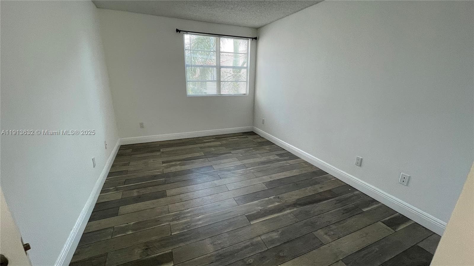 ROYAL POINCIANA CONDO · #1310 in Pompano Beach - Photo 30
