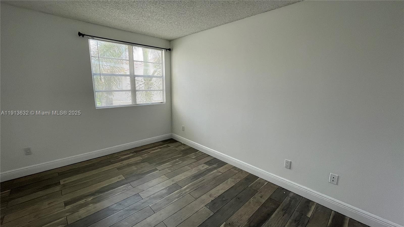 ROYAL POINCIANA CONDO · #1310 in Pompano Beach - Photo 31