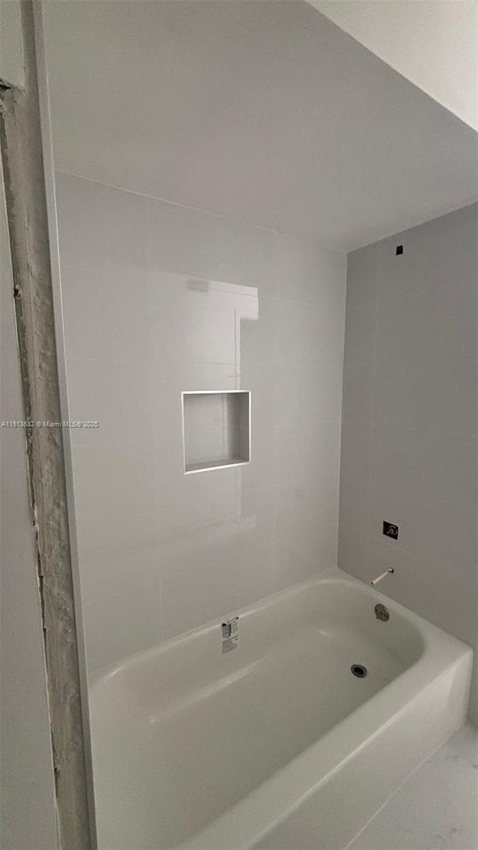 ROYAL POINCIANA CONDO · #1310 in Pompano Beach - Photo 39