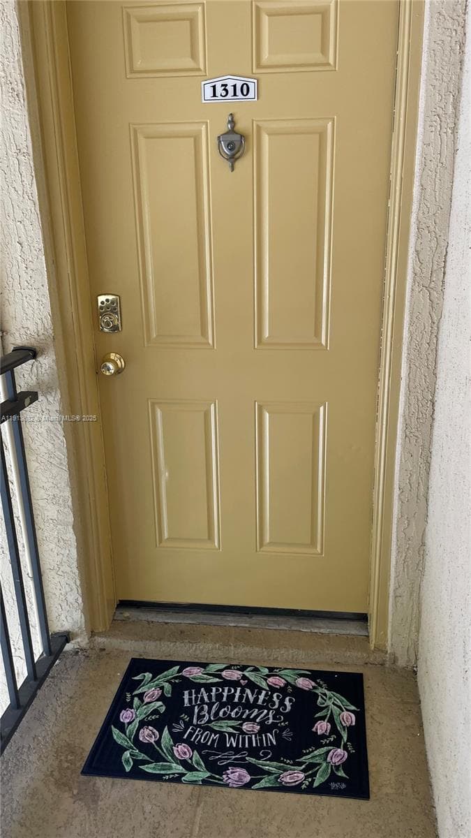 ROYAL POINCIANA CONDO · #1310 in Pompano Beach - Photo 21
