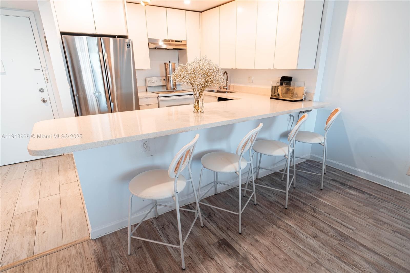 IMPERIAL TOWERS · #918 in Hallandale Beach - Photo 16