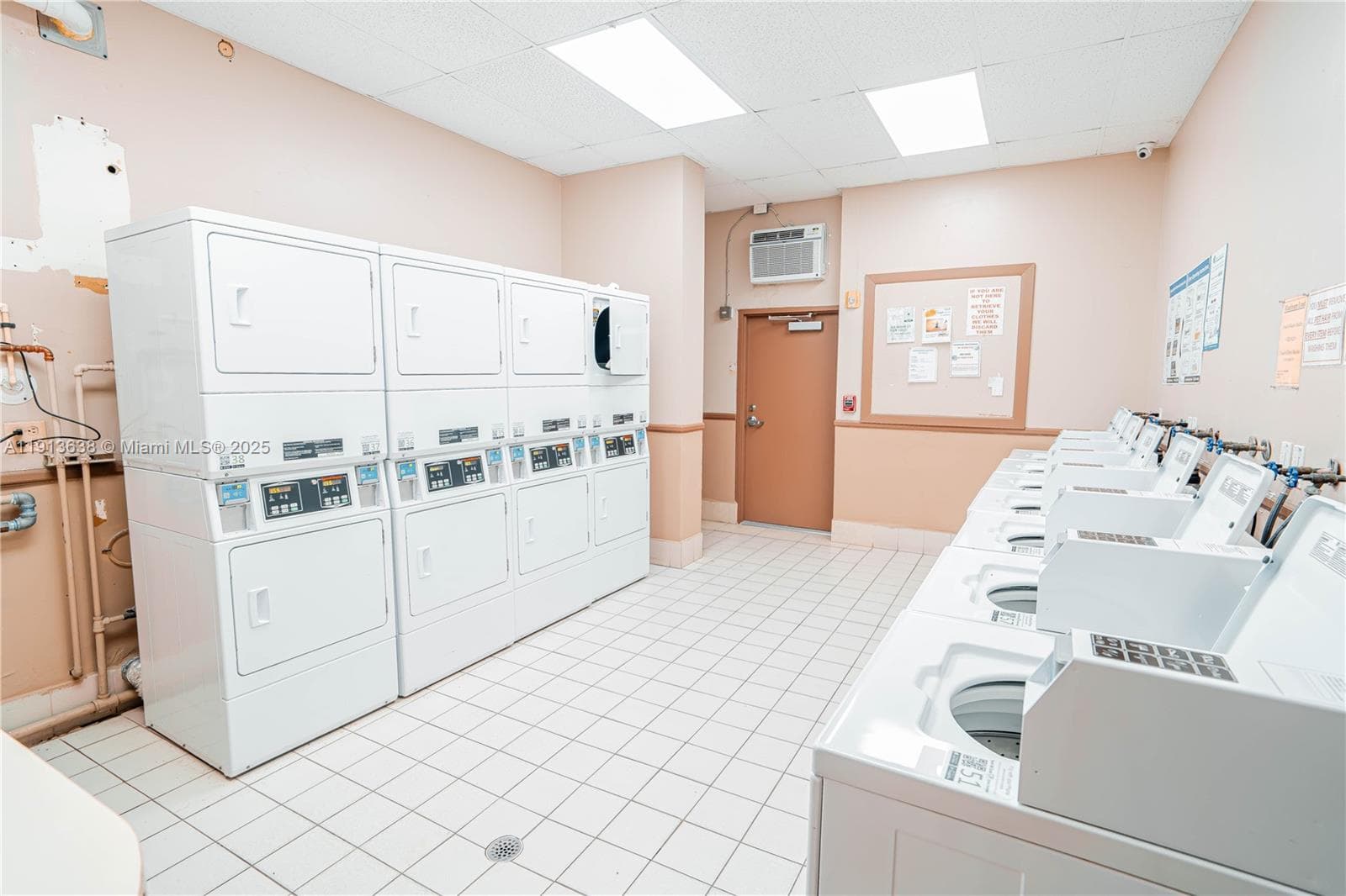 IMPERIAL TOWERS · #918 in Hallandale Beach - Photo 31