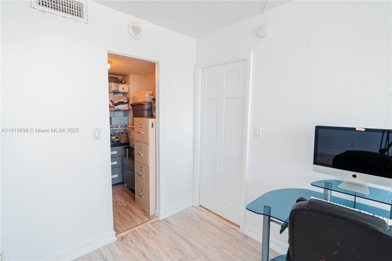 IMPERIAL TOWERS · #918 in Hallandale Beach - Photo 29
