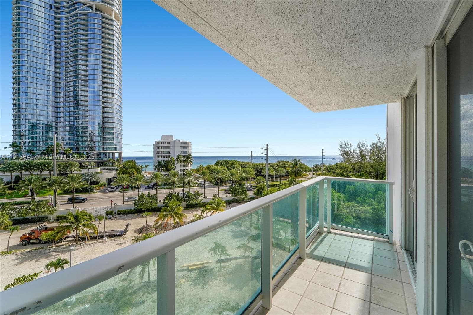 Arlen House · #615 in Sunny Isles Beach - Photo 6