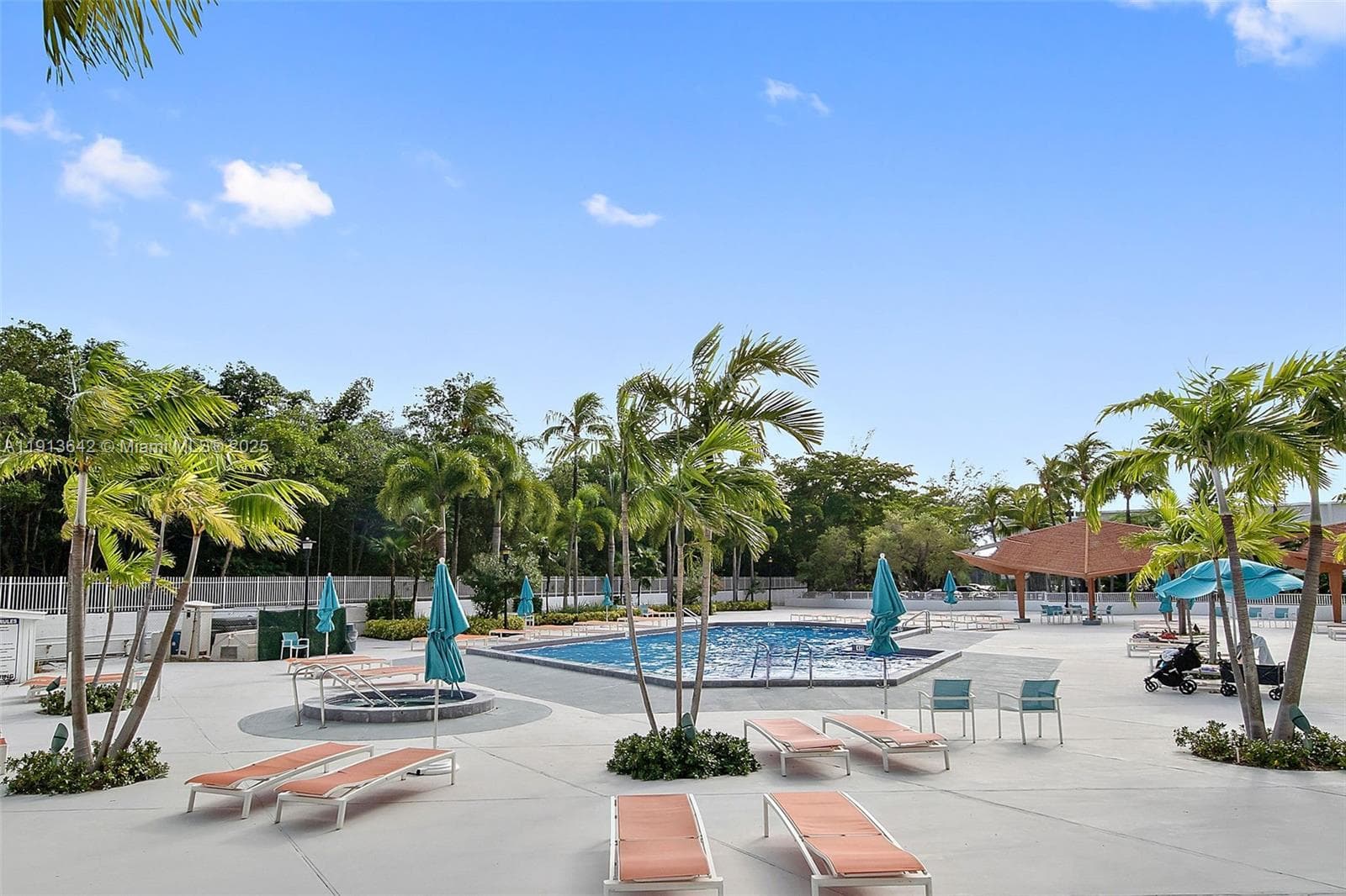 Arlen House · #615 in Sunny Isles Beach - Photo 16