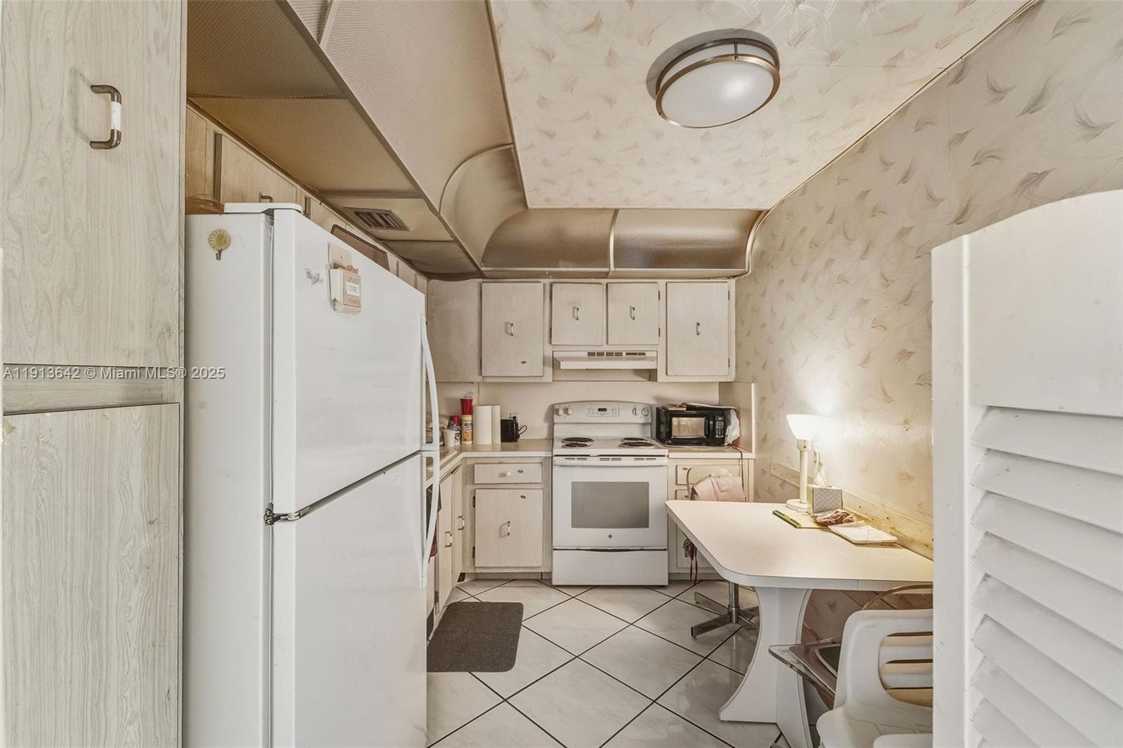 Arlen House · #615 in Sunny Isles Beach - Photo 10