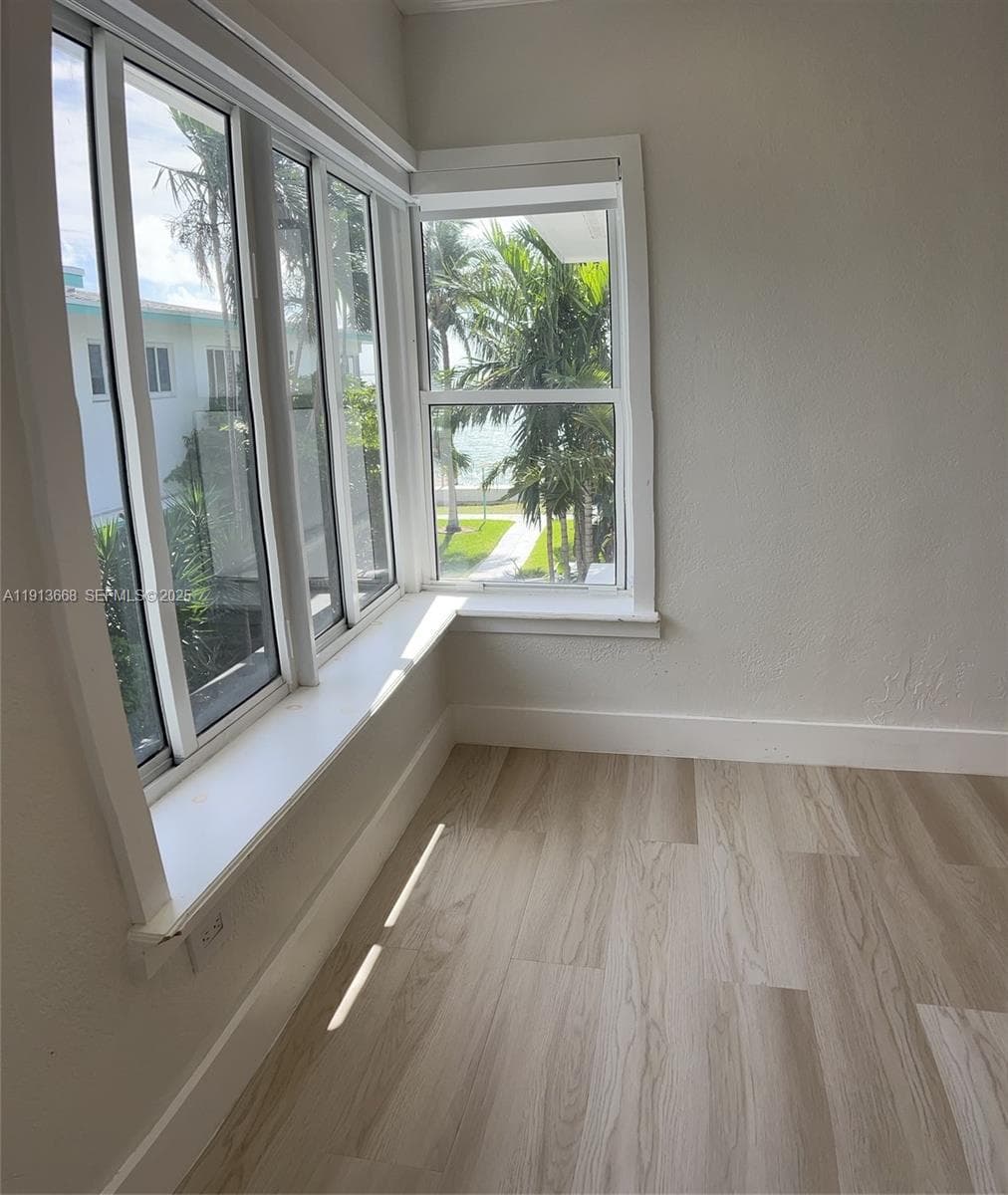 ENCLAVE ON THE BAY CONDO · #17 in Miami Beach - Photo 8