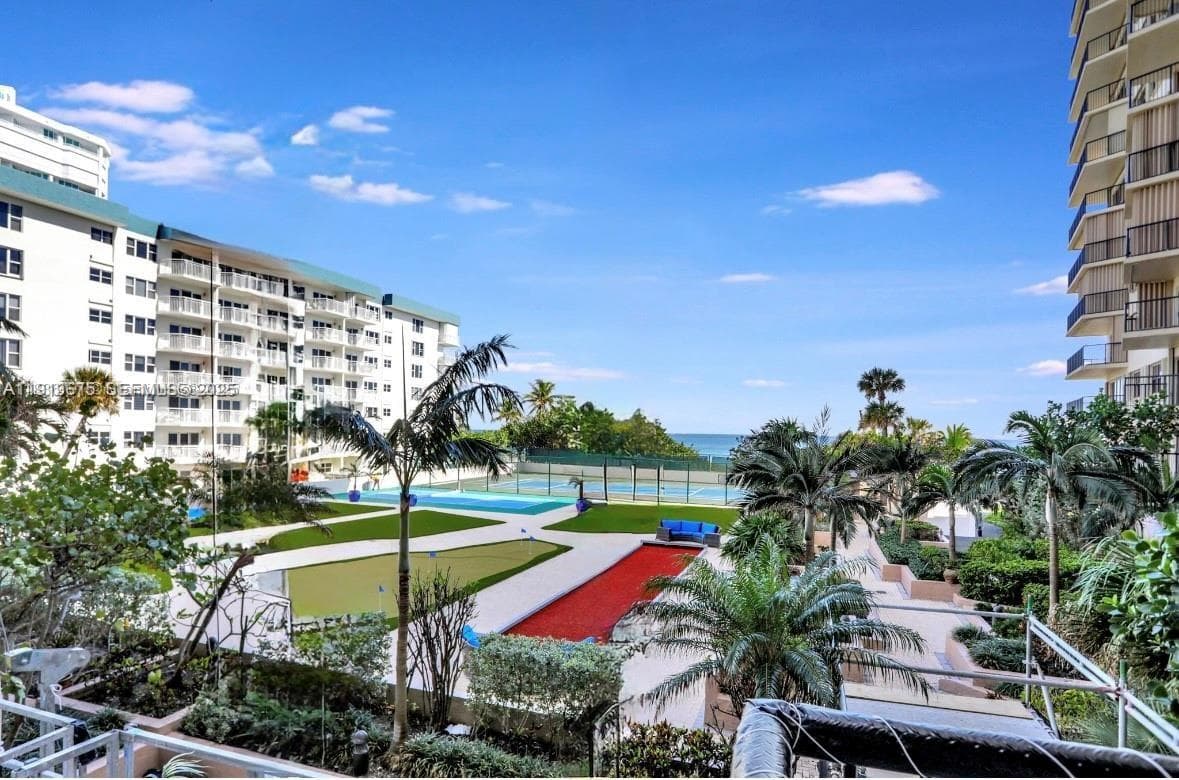HAMPTON BEACH CLUB · #210 in Lauderdale By The Sea - Photo 32