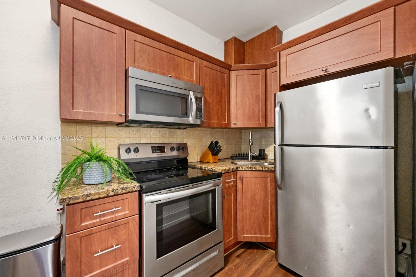 MENDOZA CONDO · #5 in Coral Gables - Photo 8