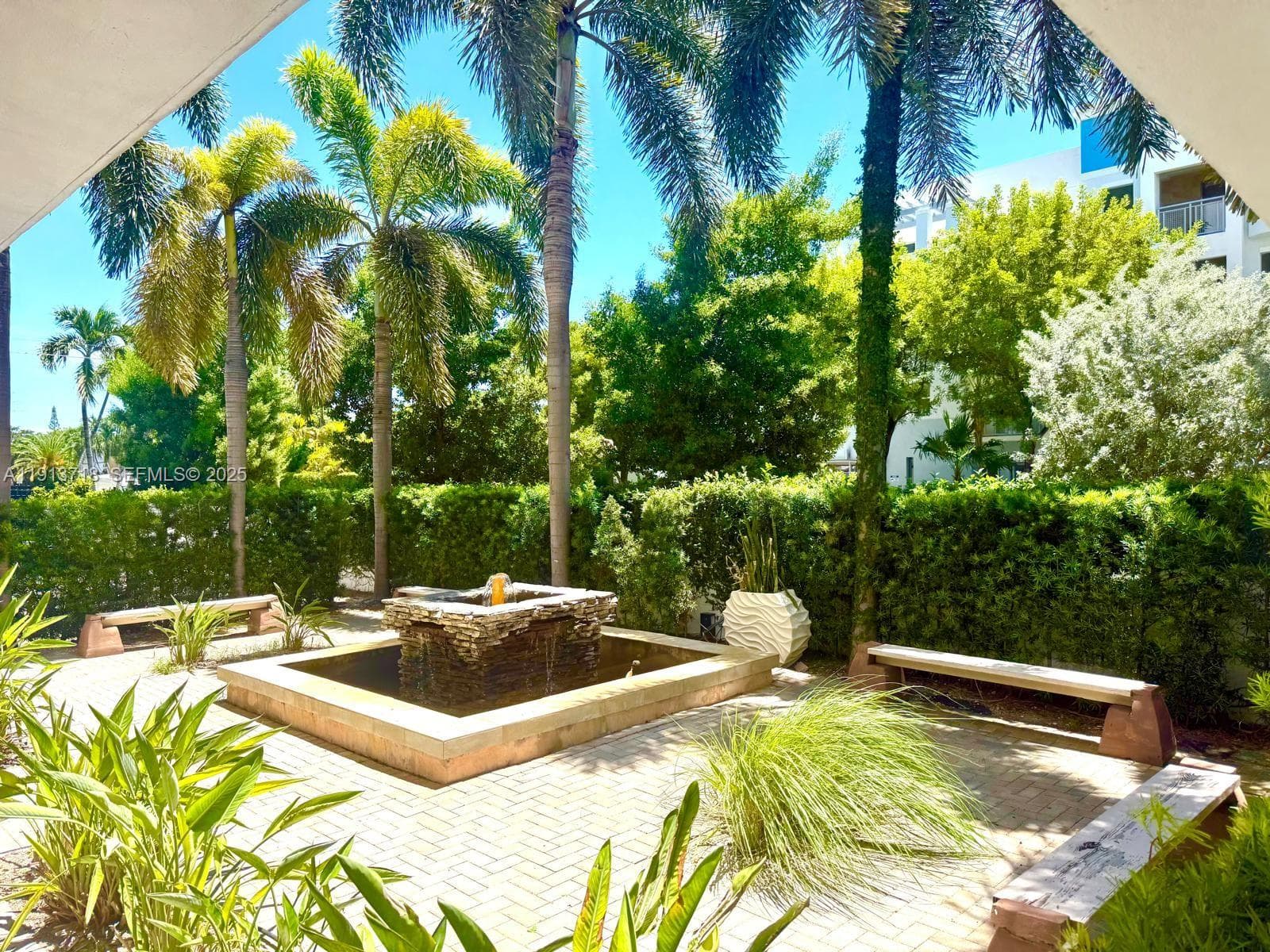 THE PARK GARDENS CONDO · #206 in Miami Beach - Photo 1