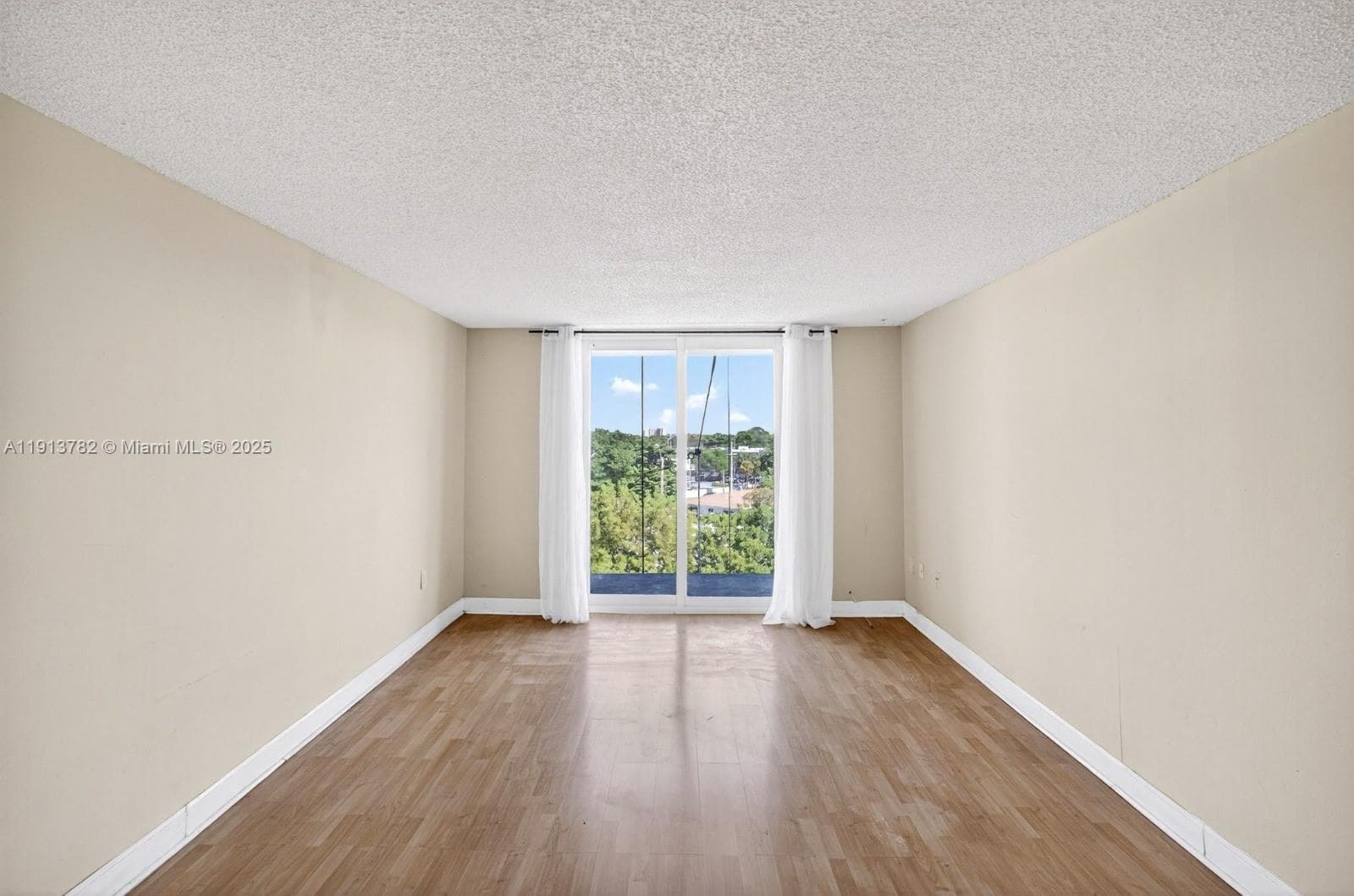 Woodside Apts · #A619 in North Miami Beach - Photo 5