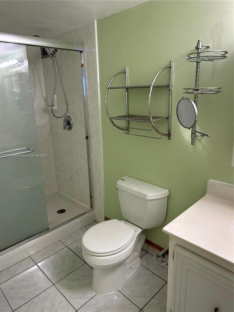OCEANVIEW PARK CONDO · #325 in Hallandale Beach - Photo 7