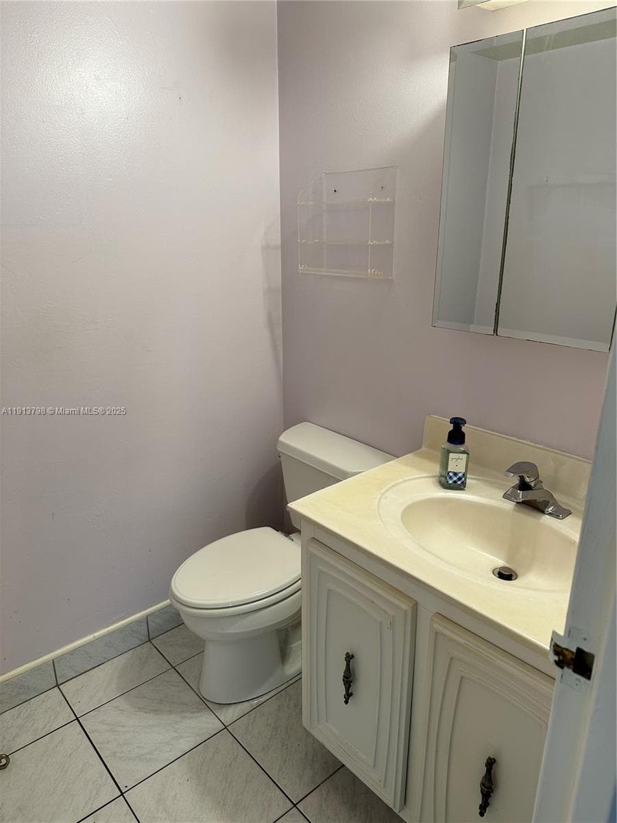 OCEANVIEW PARK CONDO · #325 in Hallandale Beach - Photo 5