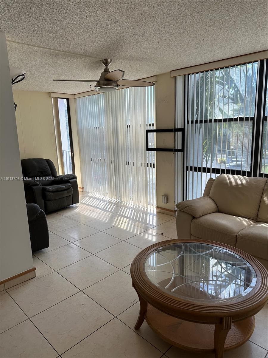 OCEANVIEW PARK CONDO · #325 in Hallandale Beach - Photo 4