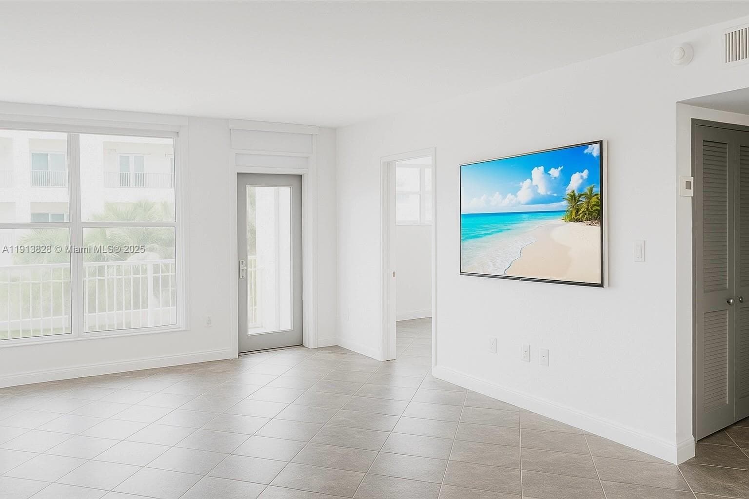 LINCOLN TOWERS CONDO · #A301 in Miami Beach - Photo 1