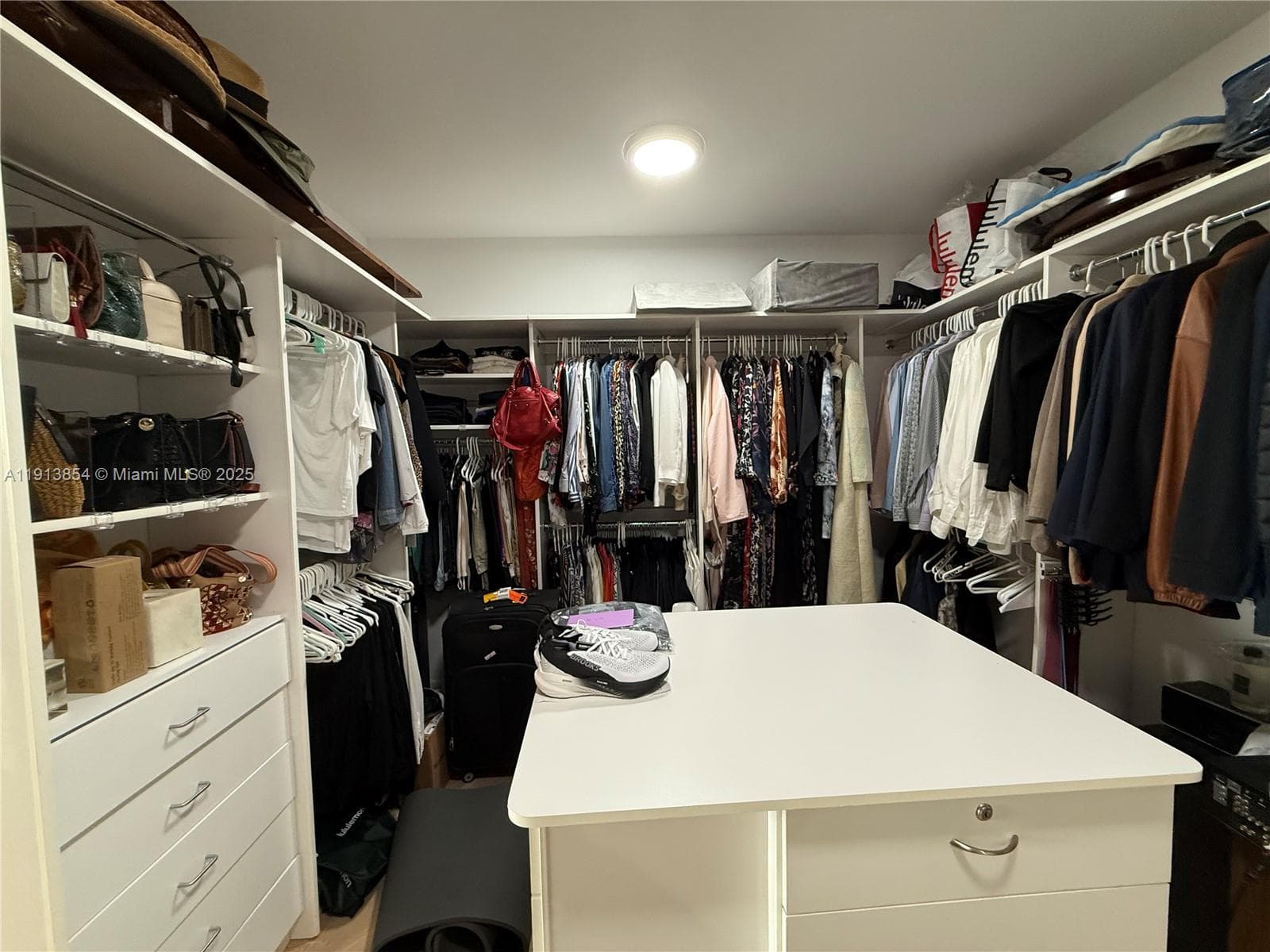 MARINA TOWER CONDO · #18D in Aventura - Photo 16