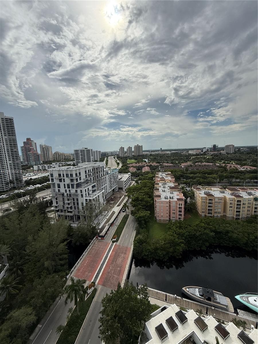 MARINA TOWER CONDO · #18D in Aventura - Photo 26
