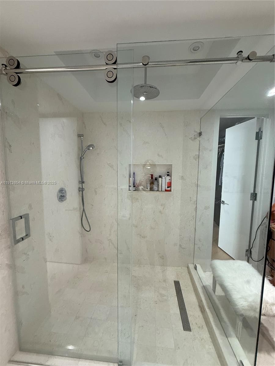 MARINA TOWER CONDO · #18D in Aventura - Photo 18