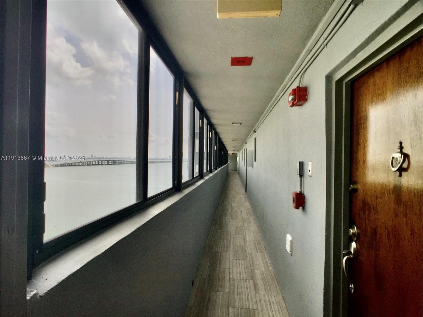 BAYVIEW TOWER CONDO · #PH1004 in Miami - Photo 3