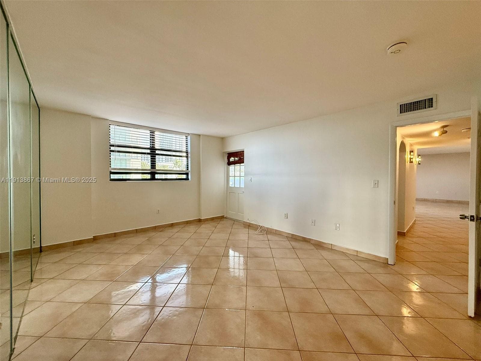 BAYVIEW TOWER CONDO · #PH1004 in Miami - Photo 36