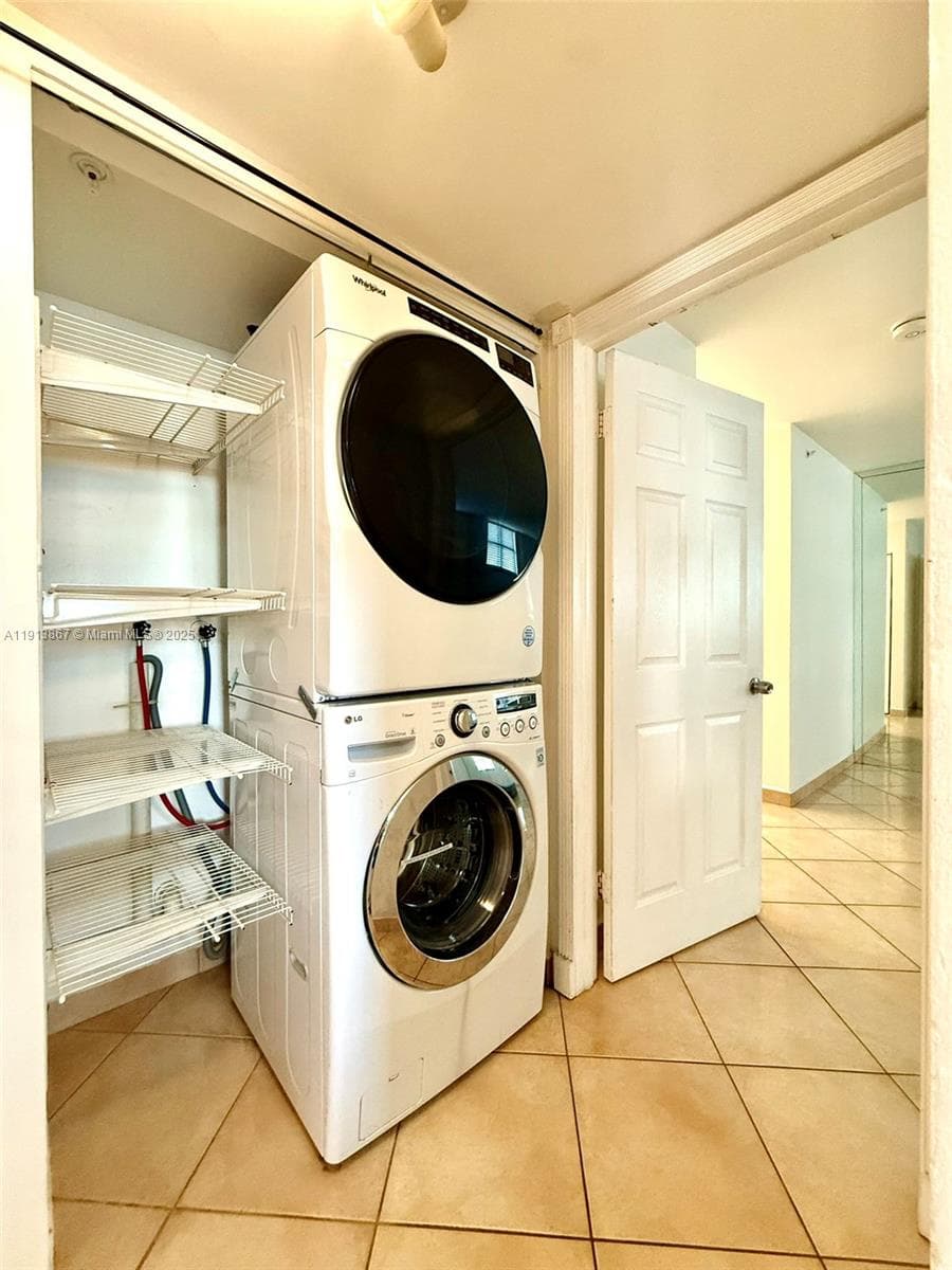 BAYVIEW TOWER CONDO · #PH1004 in Miami - Photo 34
