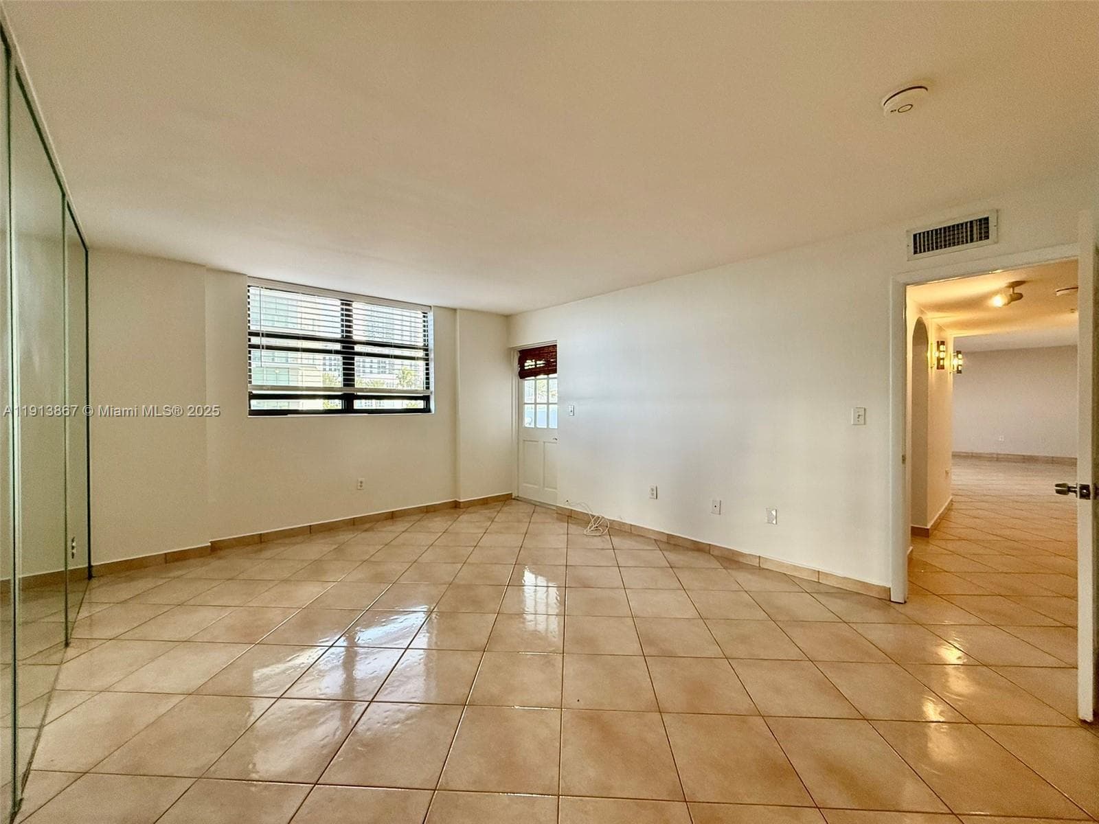 BAYVIEW TOWER CONDO · #PH1004 in Miami - Photo 37