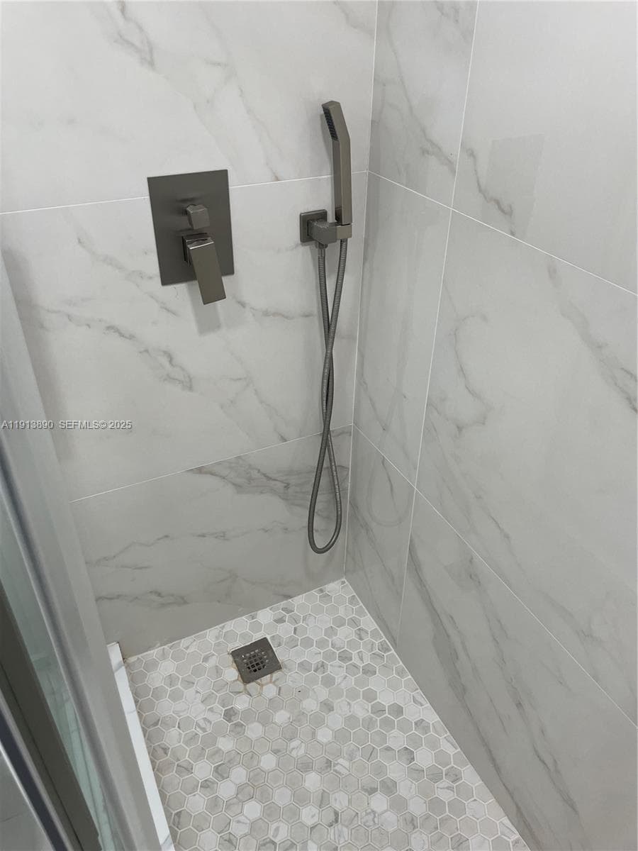 TIDES ON HOLLYWOOD BEACH · #11T in Lauderdale By The Sea - Photo 20